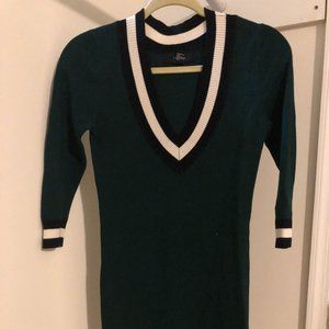 Forever 21 Green V-Neck Sweater Mini Dress Size S